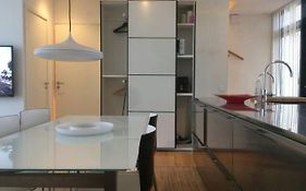 Exclusive 2 Level Etage Next To Arlanda-City Metro
